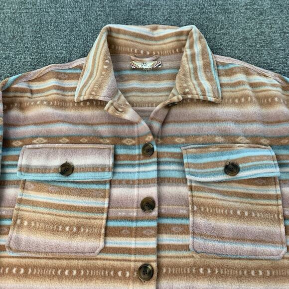 Pink Rose Fleece Shirt Women’s XL Aztec Geometric Pattern Button Up Brown Blue - Picture 3 of 9